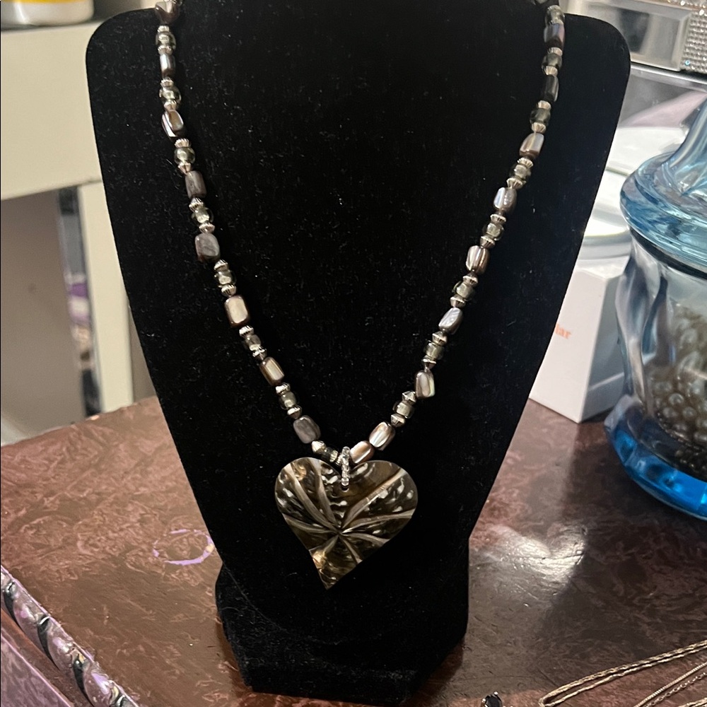 Heart Pendant Beaded Necklace - Black Pearl Finish